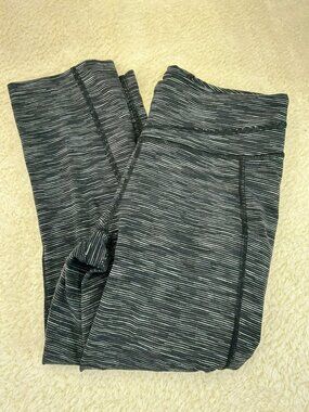 Lucy Womens Capri Leggings Black Stripe S Spandex Blend Mid-Rise Activewear Good